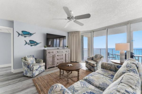 Long Beach 607-4 Free Beach Chairs With Your Rental